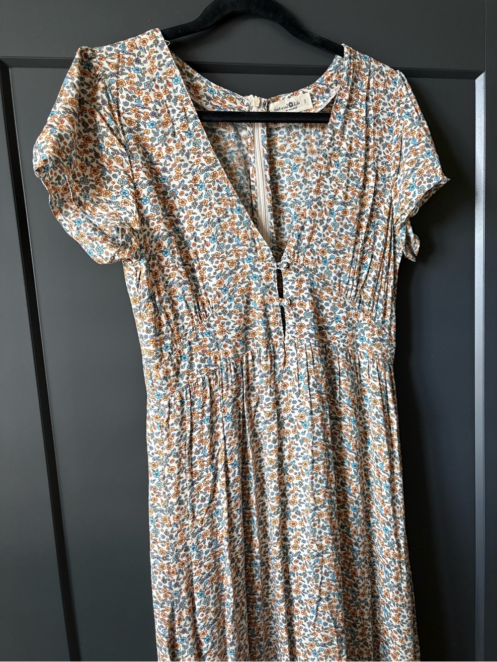 NATURAL LIFE Evangaline Cream Maxi Dress with Blue and Peach Floral Print - Picture 2 of 8
